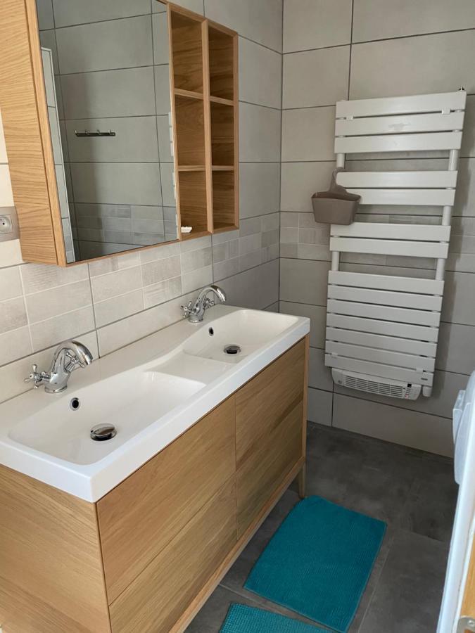 Gite Des Brimbelles La Neuveville-Devant-Lepanges 外观 照片
